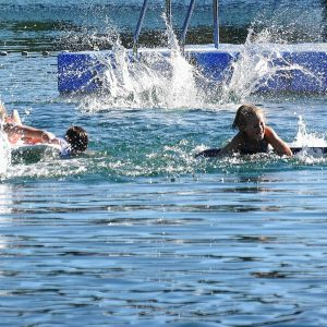 dekorativ bild bad sommar simma