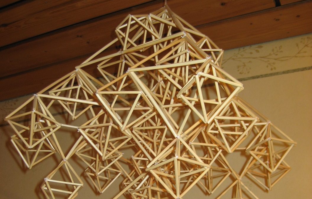 Workshop för barn på finska och svenska – Gör din egen himmeli