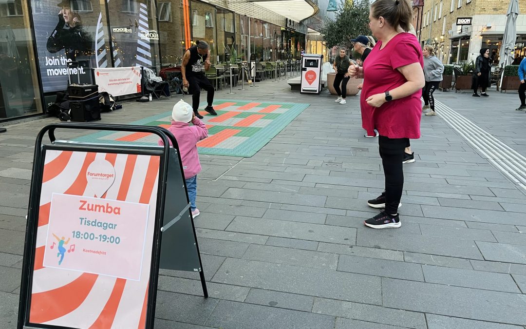 Zumba på Forumtorget