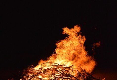 Braskväll med mingel Eld