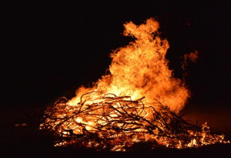 Braskväll med mingel Eld