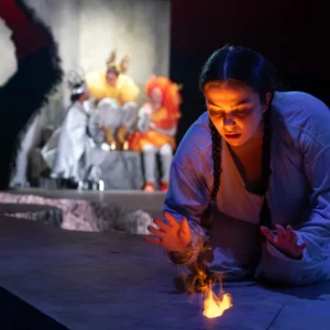 Föreställningen Monster och gudar på Uppsala Stadsteater