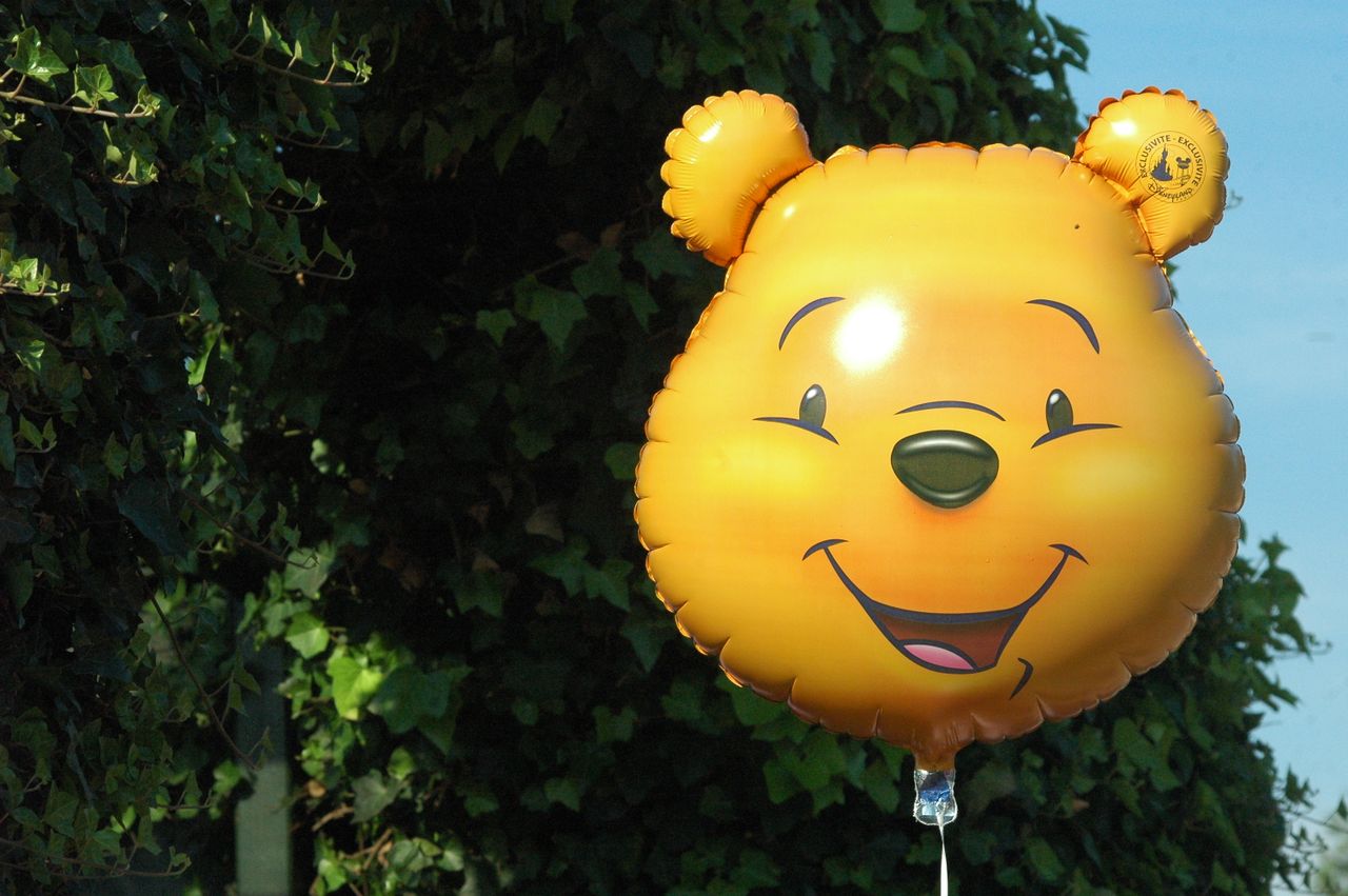 Bild på en Nalle Puh ballong.